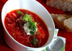 ロシア料理のレシピと言えばやっぱりここから！本場のボルシチ、教えます