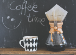 ひたすらトルココーヒーを飲むセルビア人。セルビア人とお茶・コーヒーとの関係について